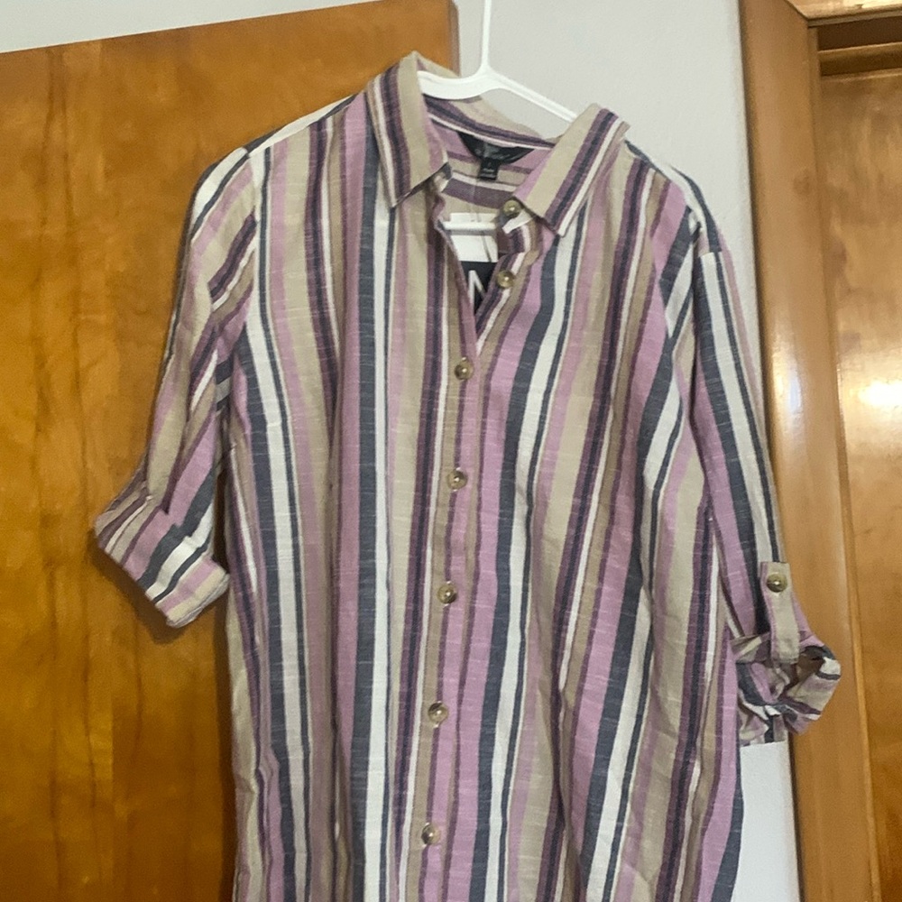 Striped dress. Buttons down front(at office)